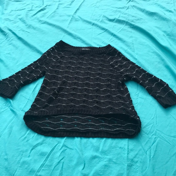 Top - Picture 2 of 4